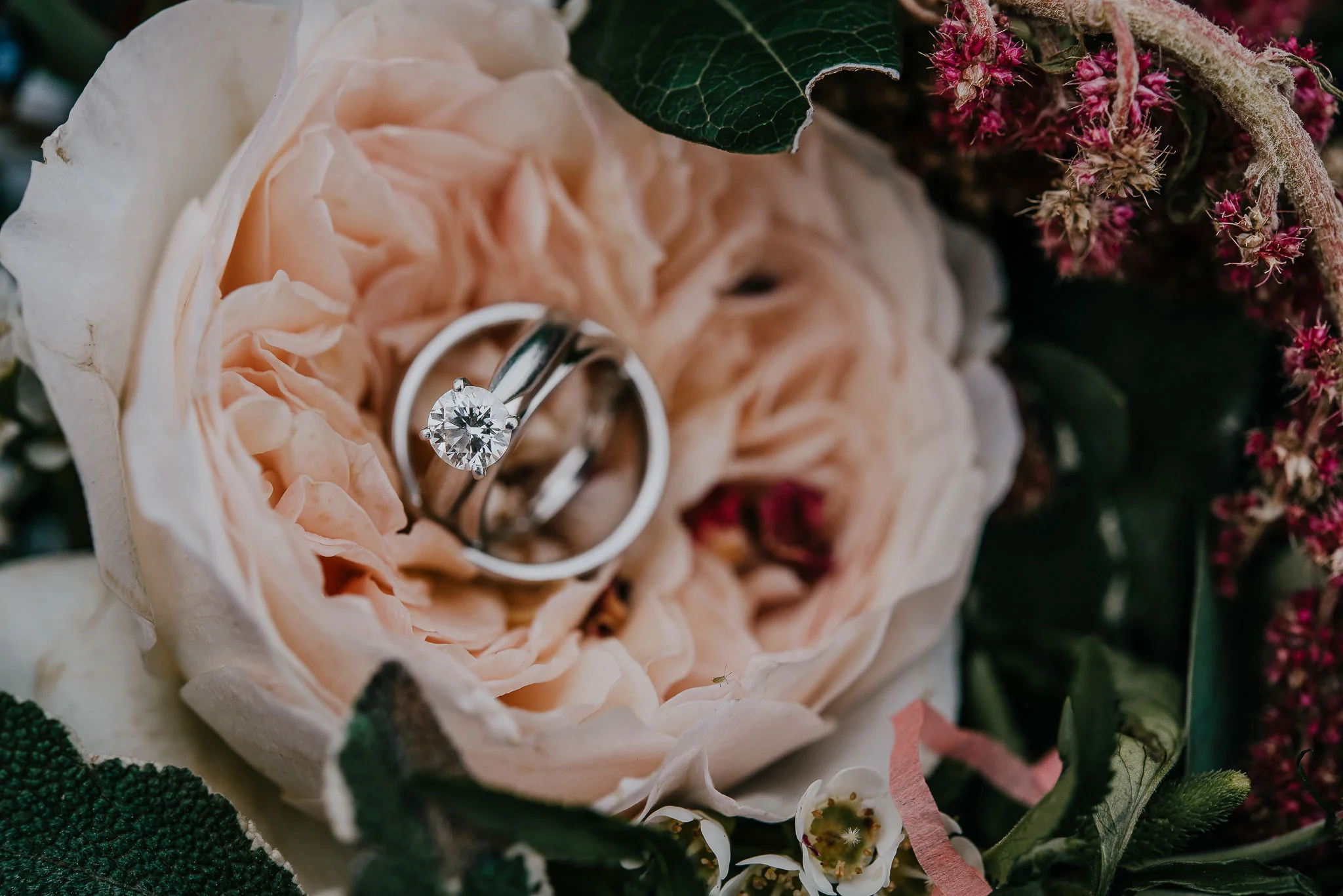 CORNWALL-WEDDING-PHOTOGRAPHER-3190.jpg