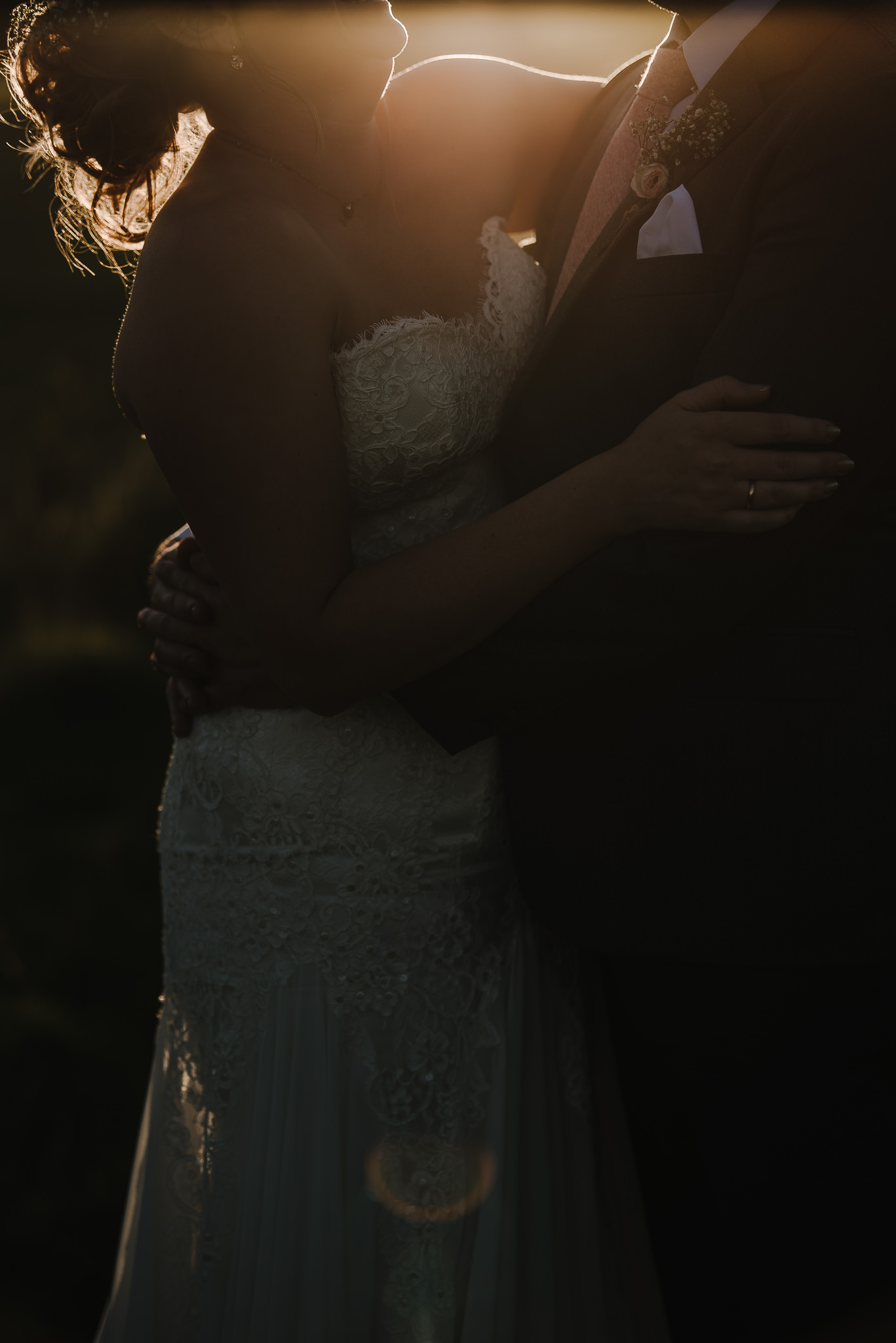 CORNWALL-WEDDING-PHOTOGRAPHER-2040.jpg