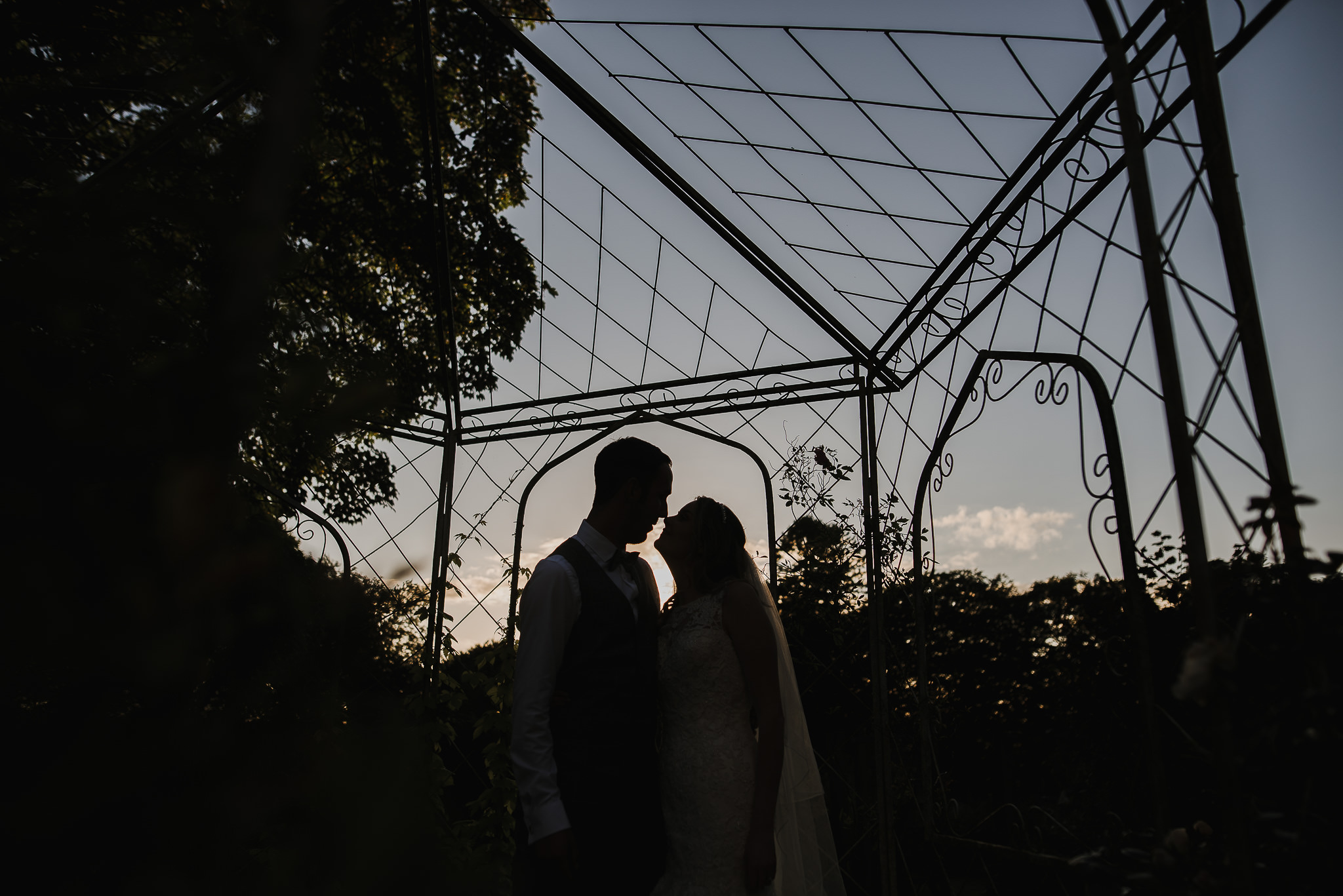 CORNWALL-WEDDING-PHOTOGRAPHER-2218.jpg