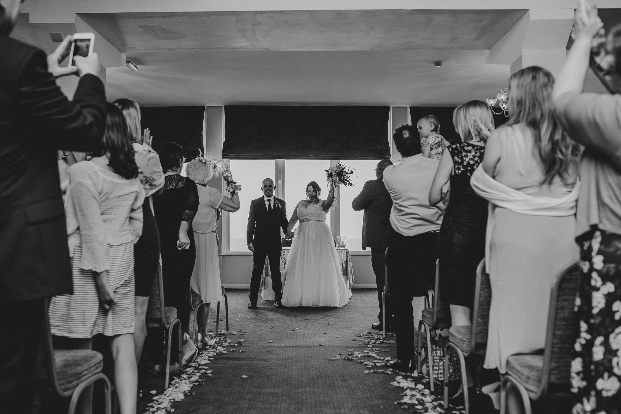 CORNWALL-WEDDING-PHOTOGRAPHER-138.jpg
