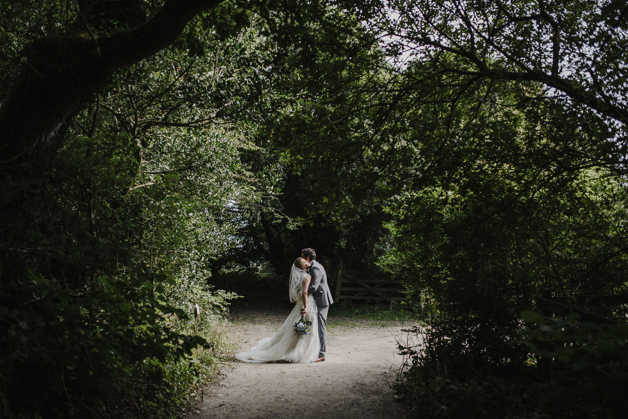 CORNWALL-WEDDING-PHOTOGRAPHER-2392.jpg