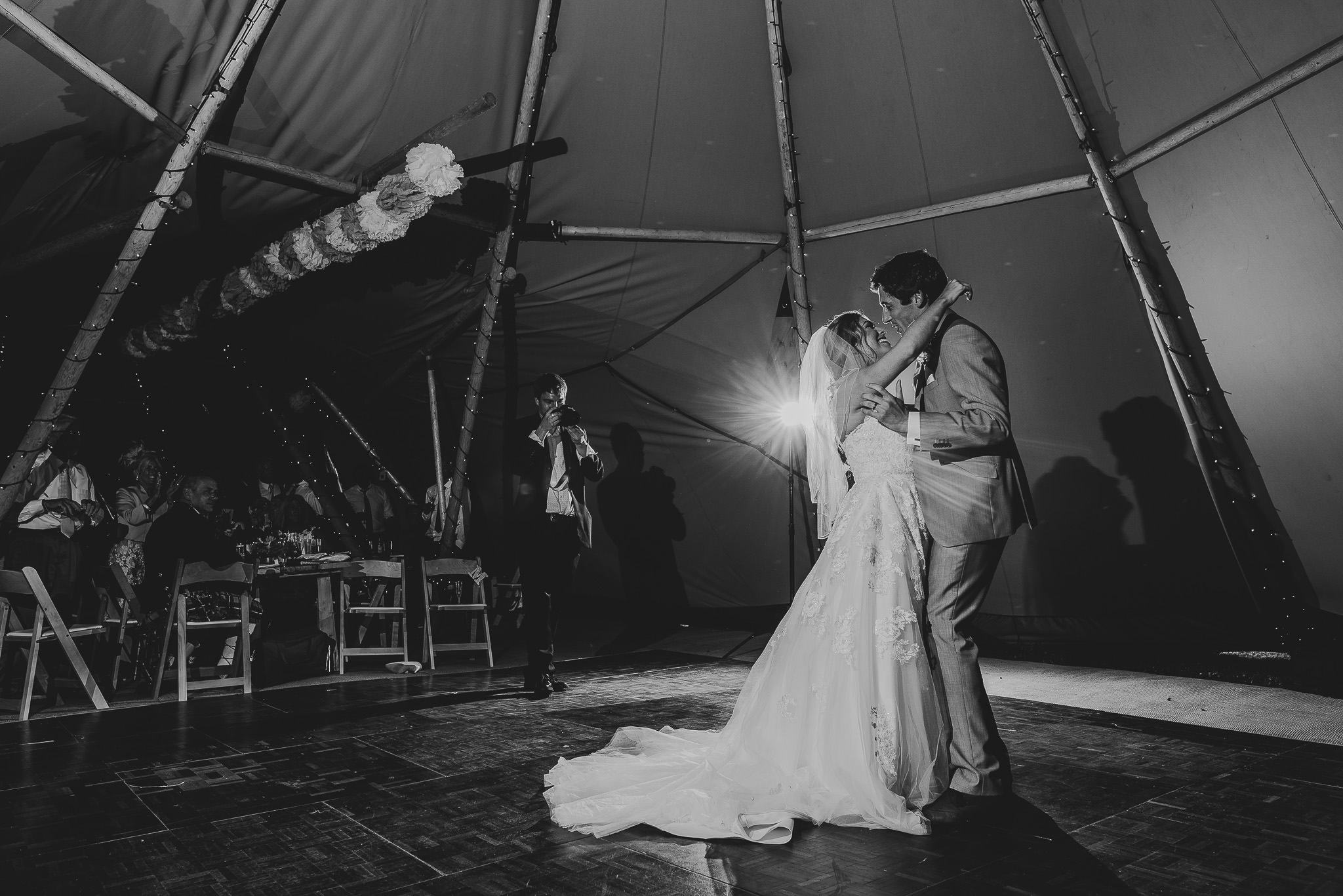 CORNWALL-WEDDING-PHOTOGRAPHER-2426.jpg