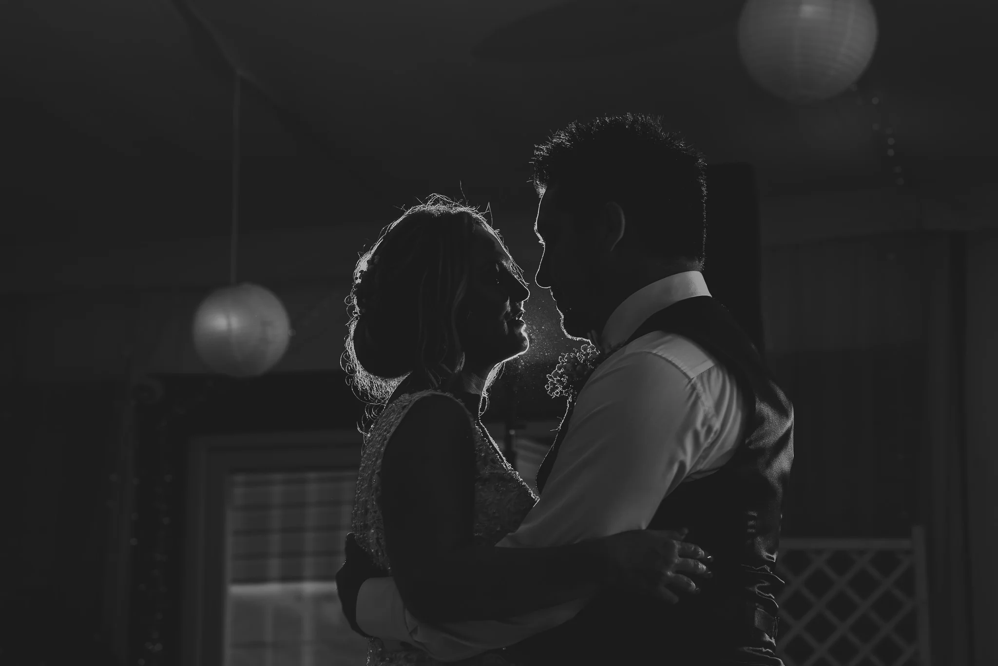 CORNWALL-WEDDING-PHOTOGRAPHER-1615.jpg