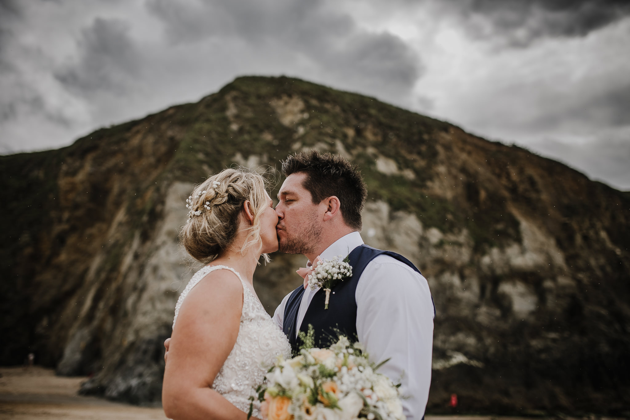 BEST-WEDDING-PHOTOGRAPHER-CORNWALL-2018-18.jpg