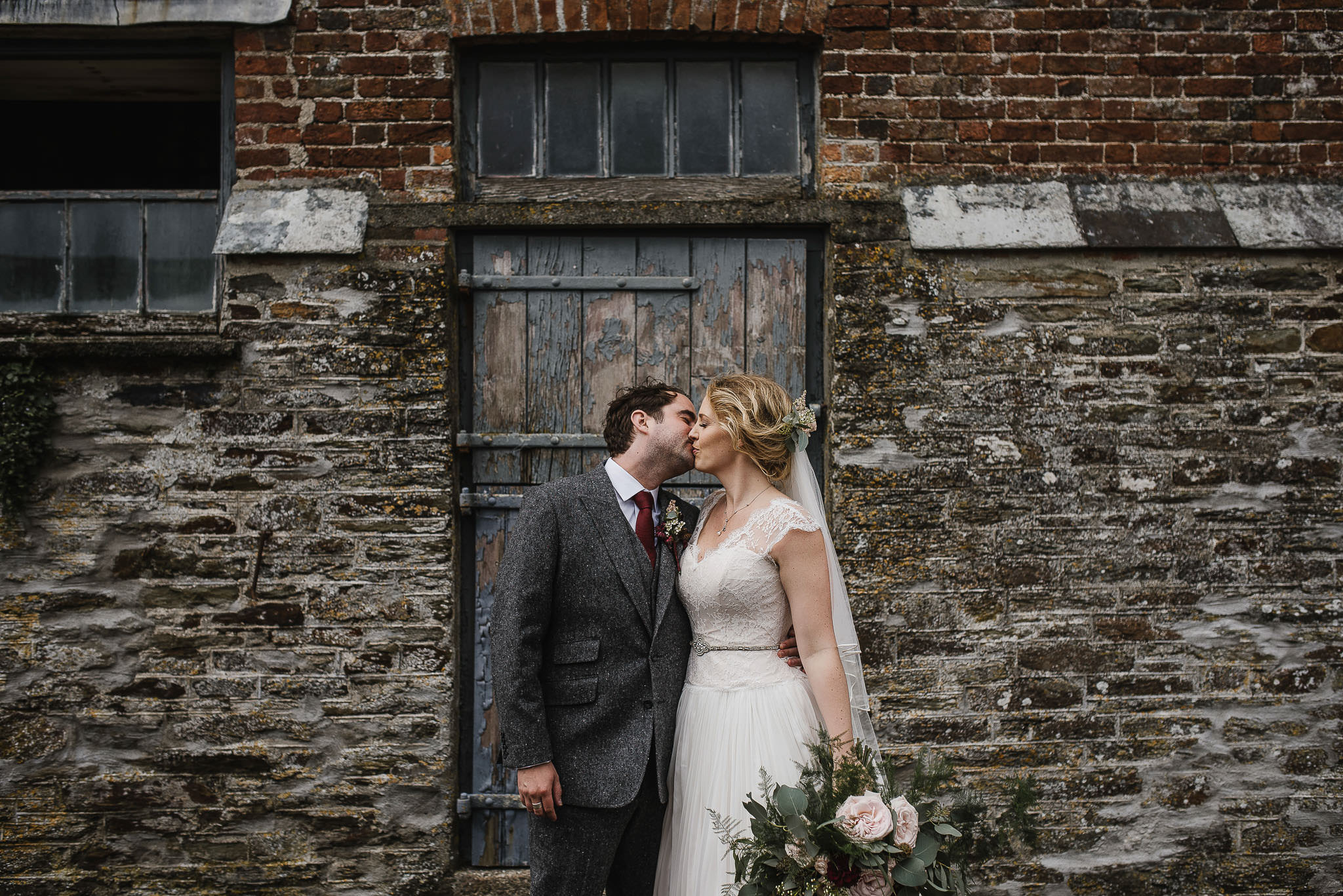 BEST-WEDDING-PHOTOGRAPHER-CORNWALL-2018-41.jpg