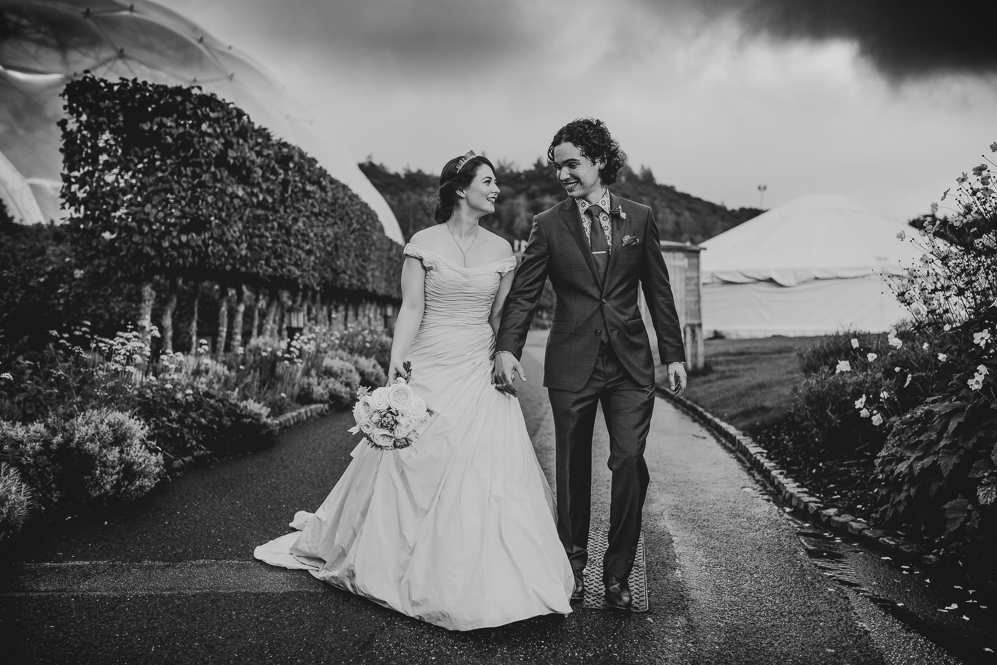 BEST-WEDDING-PHOTOGRAPHER-CORNWALL-2018-56.jpg