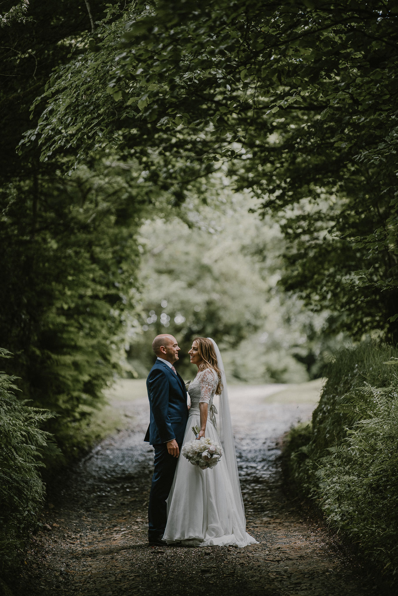 BEST-WEDDING-PHOTOGRAPHER-CORNWALL-2018-96.jpg