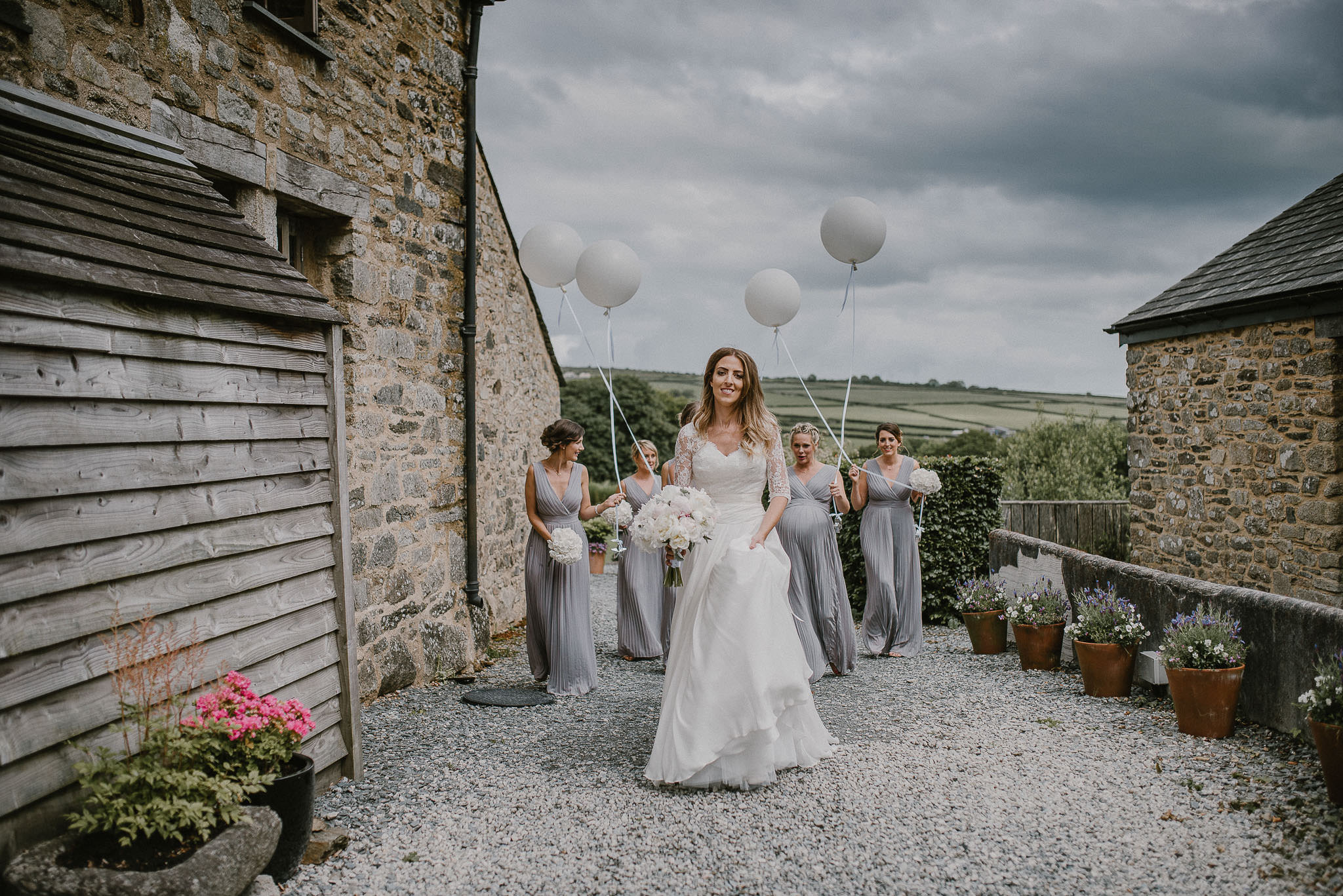 BEST-WEDDING-PHOTOGRAPHER-CORNWALL-2018-147.jpg