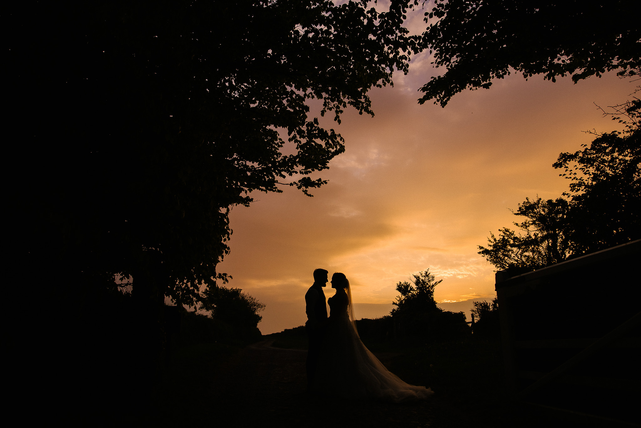 BEST-WEDDING-PHOTOGRAPHER-CORNWALL-2018-183.jpg