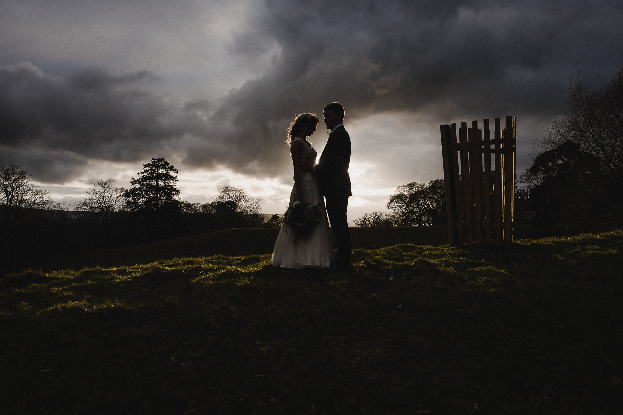 POWDERHAM-CASTLE-WEDDING-PHOTOGRAPHER-CORNWALL-DEVON-87.jpg