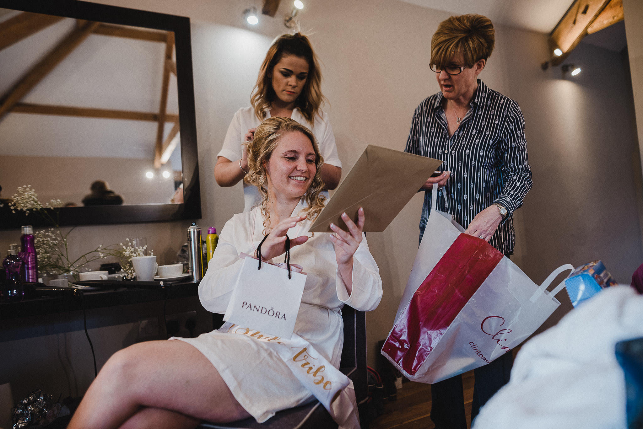 TREVVENA-BARNS-WEDDING-PHOTOGRAPHER-CORNWALL-DEVON-7.jpg