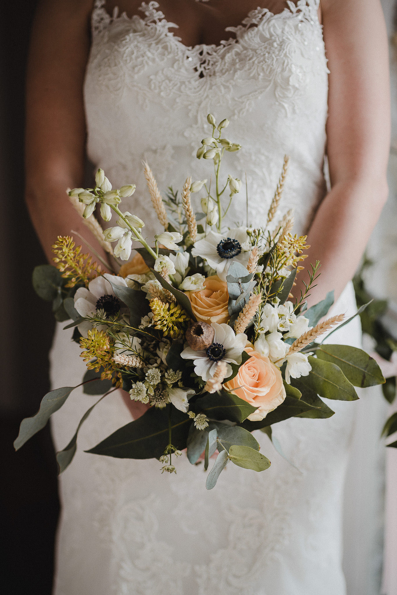 TREVVENA-BARNS-WEDDING-PHOTOGRAPHER-CORNWALL-DEVON-23.jpg