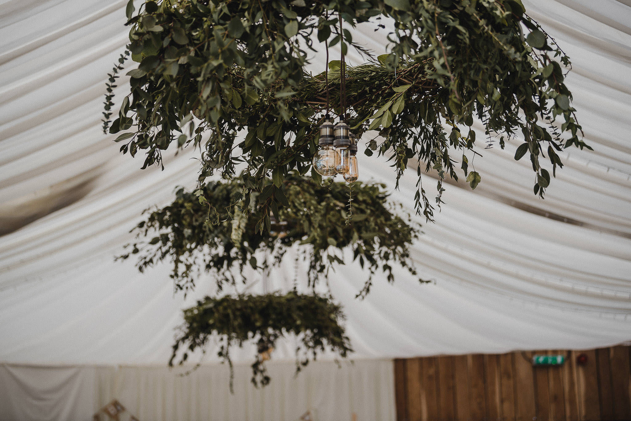 TREVVENA-BARNS-WEDDING-PHOTOGRAPHER-CORNWALL-DEVON-44.jpg