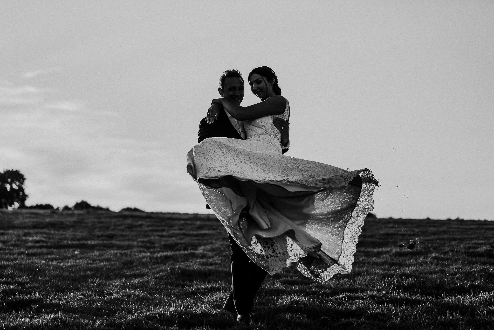 WEDDING-PHOTOGRAPHER-CORNWALL-DEVON-THE-GREEN-121.jpg