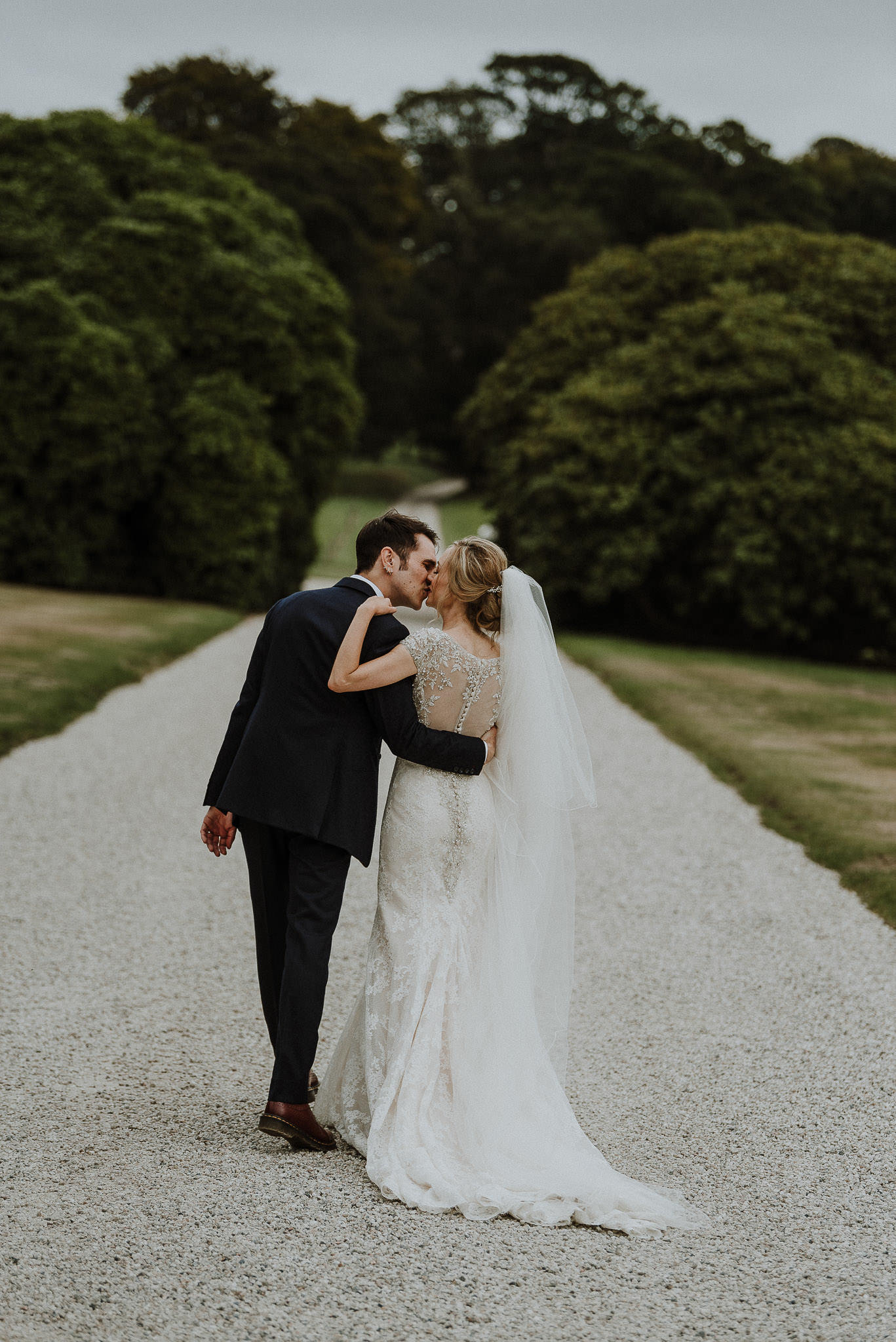 CORNWALL-WEDDING-PHOTOGRAPHER-DEVON-41.jpg