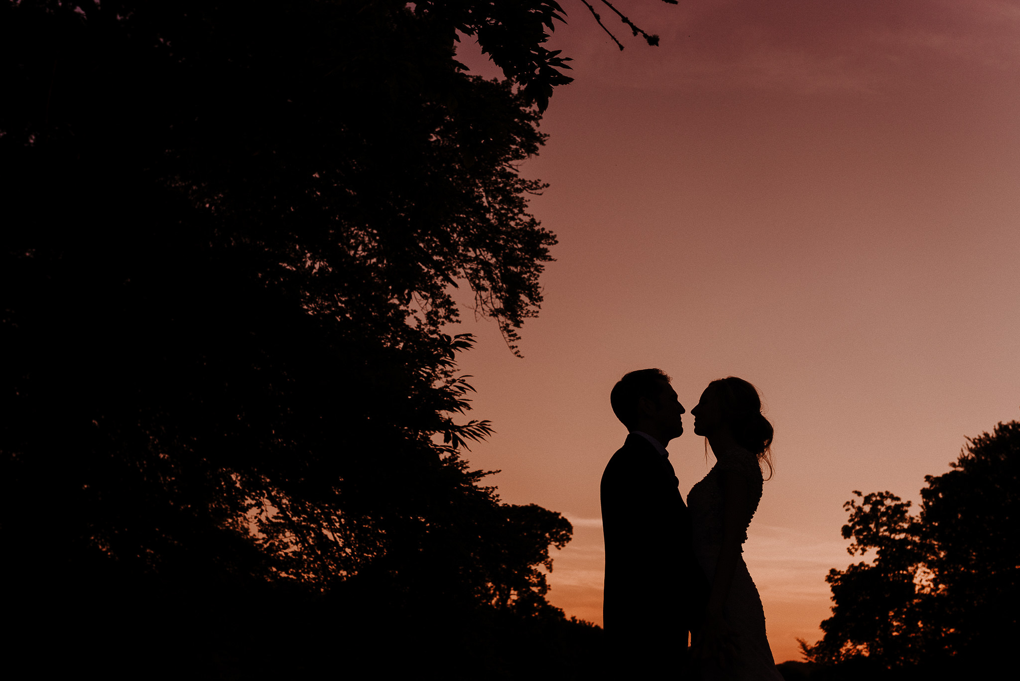 CORNWALL-WEDDING-PHOTOGRAPHER-DEVON-76.jpg
