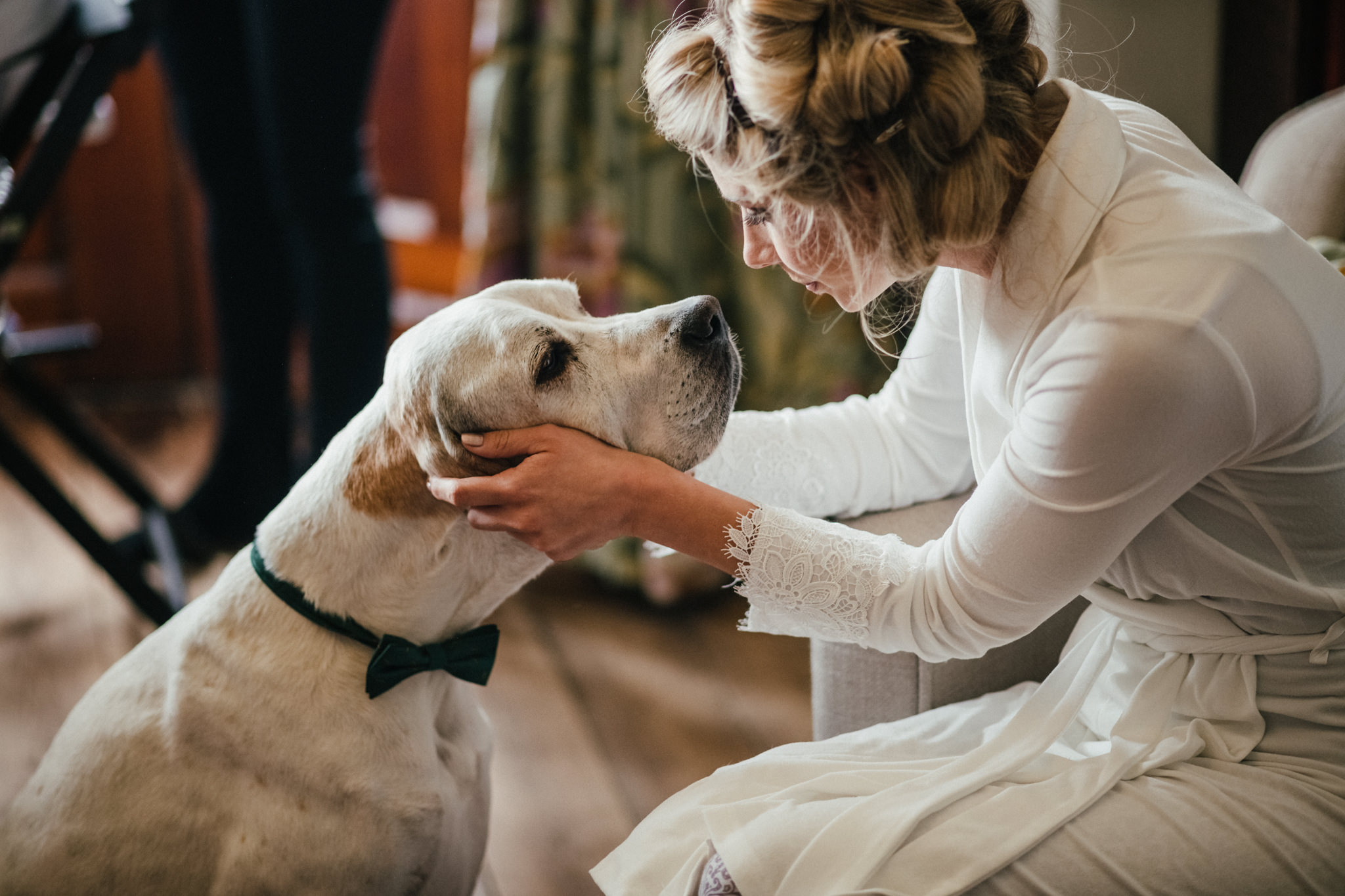 HUNTSHAM-COURT-WEDDING-PHOTOGRAPHER-DEVON-CORNWALL-2.jpg