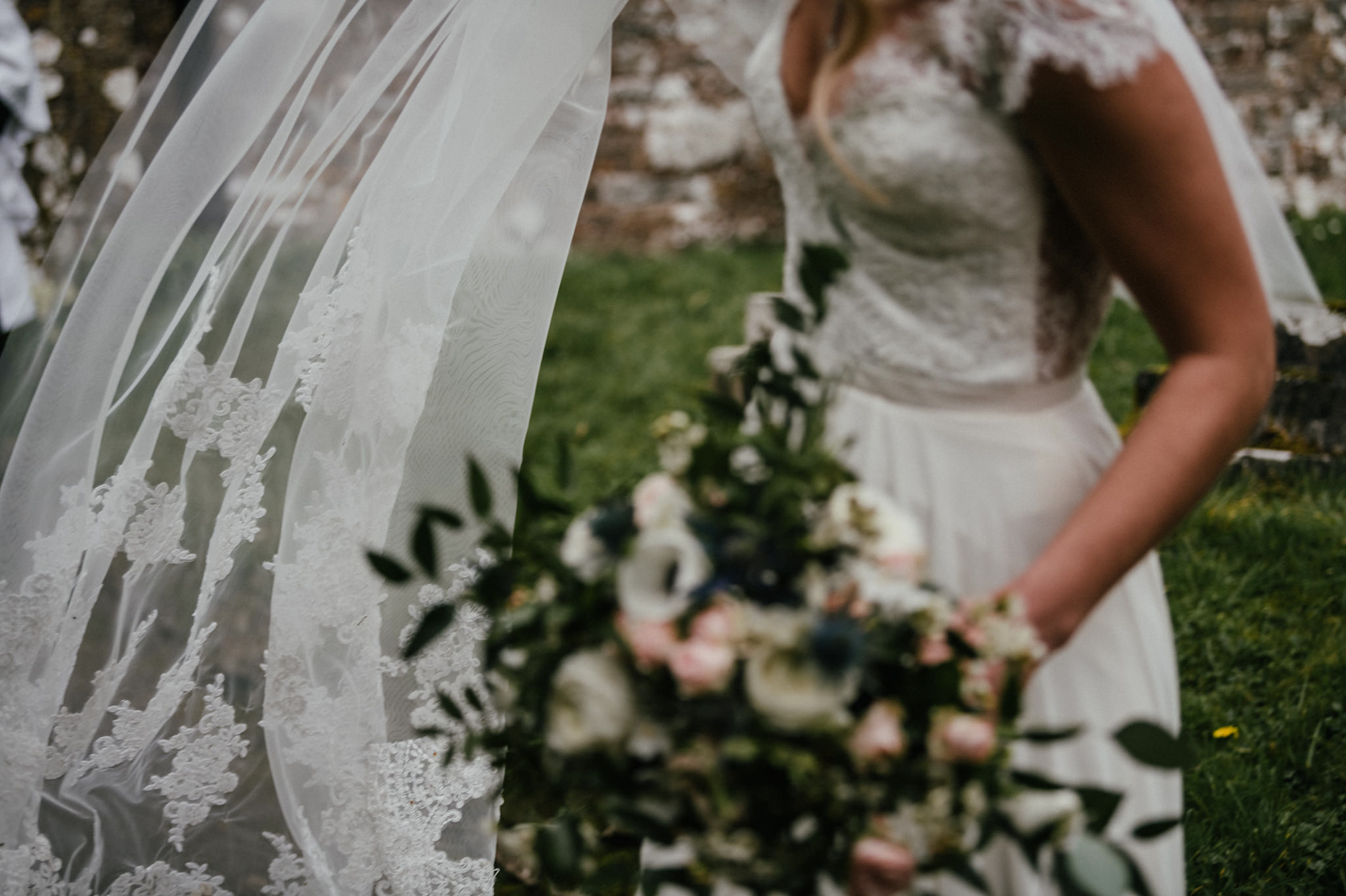 HUNTSHAM-COURT-WEDDING-PHOTOGRAPHER-DEVON-CORNWALL-8.jpg