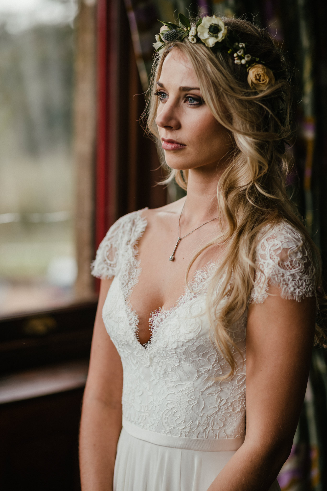 HUNTSHAM-COURT-WEDDING-PHOTOGRAPHER-DEVON-CORNWALL-75.jpg