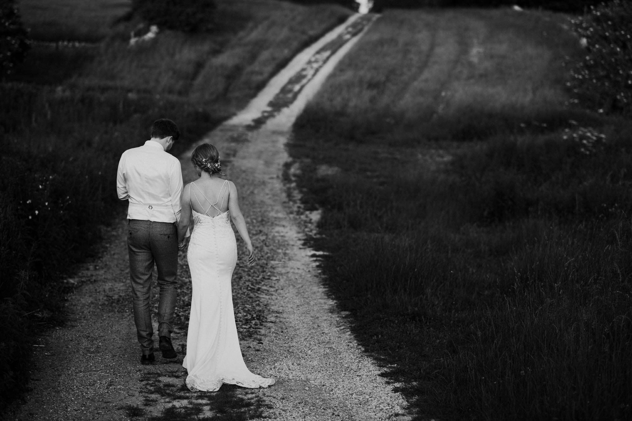 stone barn cotswolds wedding photographer