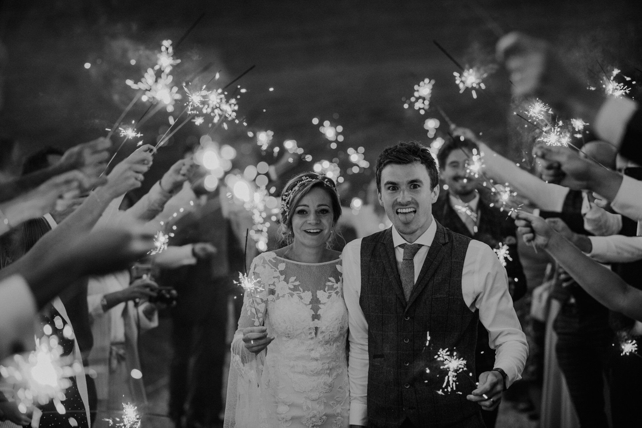 LAUNCELLS-BARTON-WEDDING-PHOTOGRAPHER-10.jpg