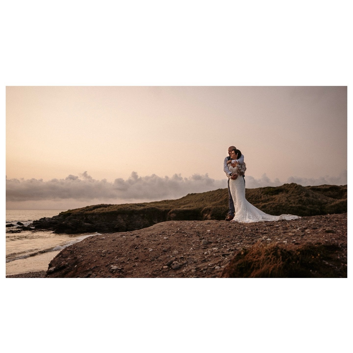 Just finishing the cull for this wedding and had to share this quick edit. This year is going to be 👌🏻

I always cull and edit myself, no outsourcing, no ai, just me. I wouldn&rsquo;t have it any other way.

#weddingphotoinspiration #cornwallweddin
