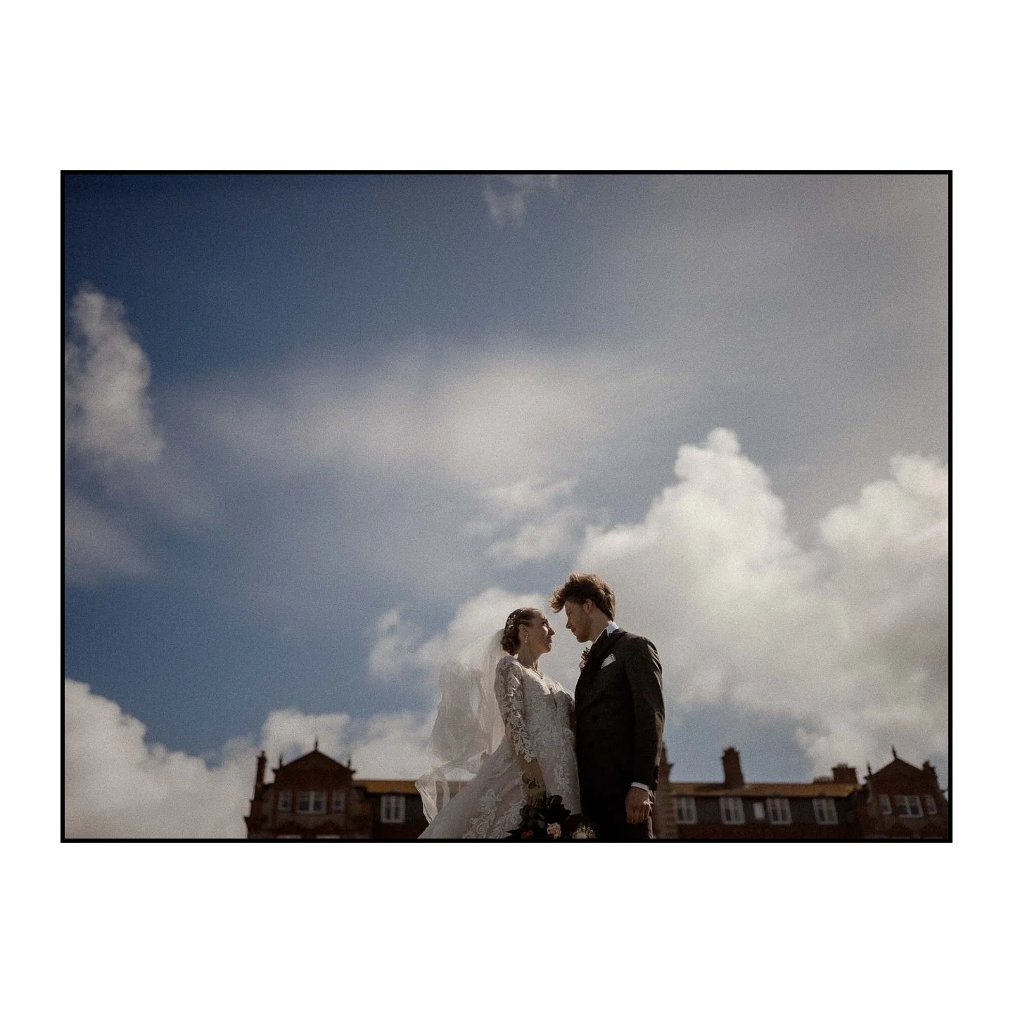 K/H 

#cornwallweddingphotographer #documentaryweddingphotographer