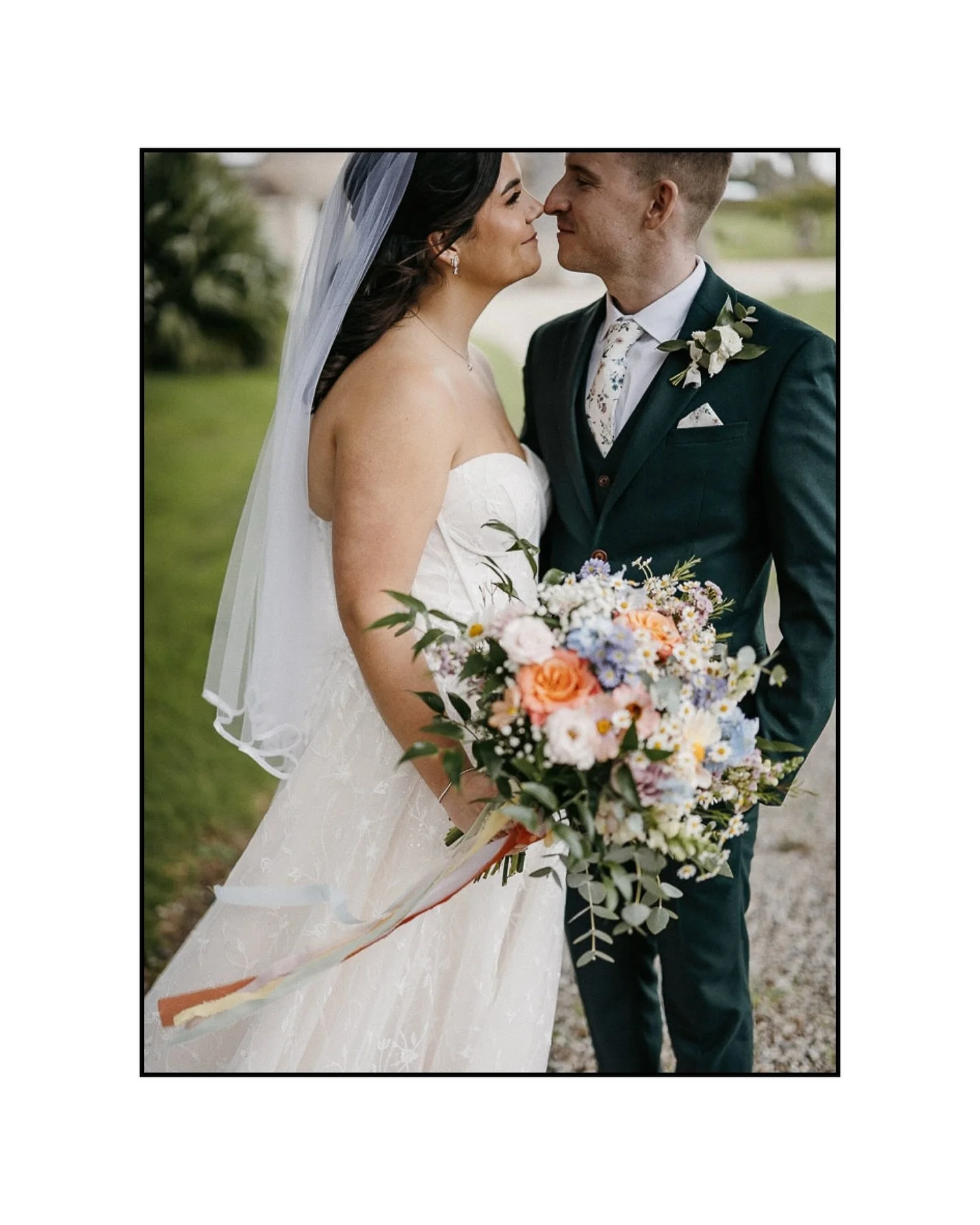 A few lovely frames from a nice day spent at @tredudwellmanor_wedding_venue with E/S last Saturday. 
Wedding season is starting to wind down for me now with only 3 more to go. So I’m starting to look to 2026 and with plenty of enquiries in and
