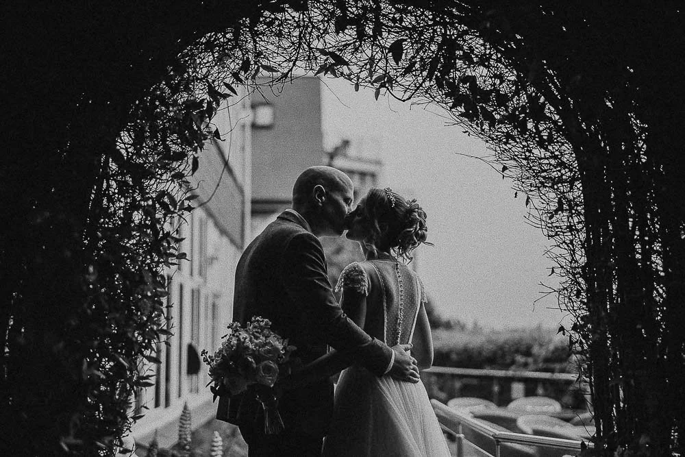 CORNWALL-WEDDING-PHOTOGRAPHER-104.jpg