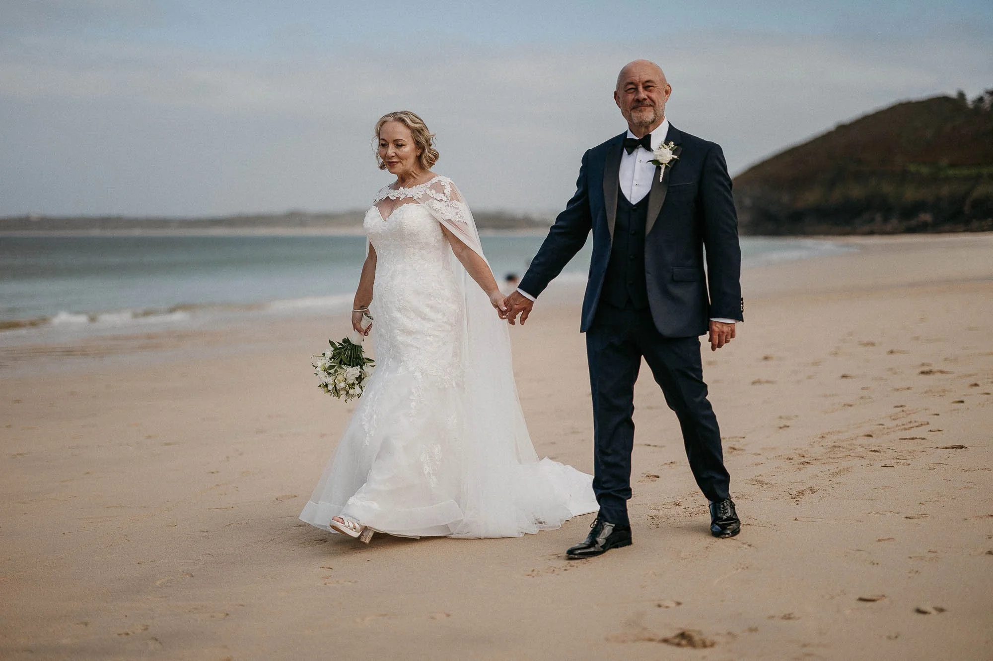 213-CORNWALL-WEDDING-PHOTOGRAPHER-CARBIS-BAY-HOTEL.jpg