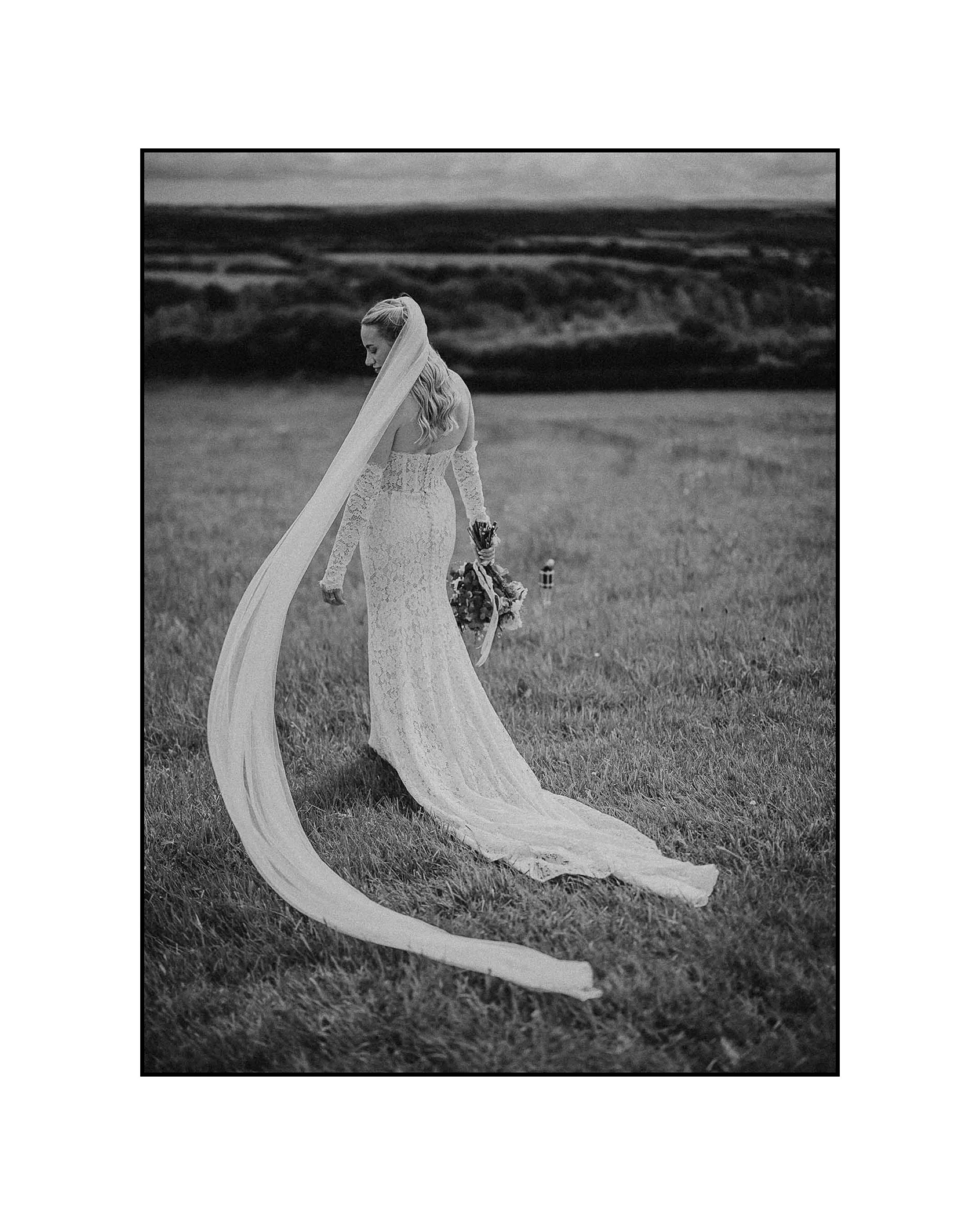Lydia 

#cornwallweddingphotographer #devonweddingphotographer #documentaryweddingphotography