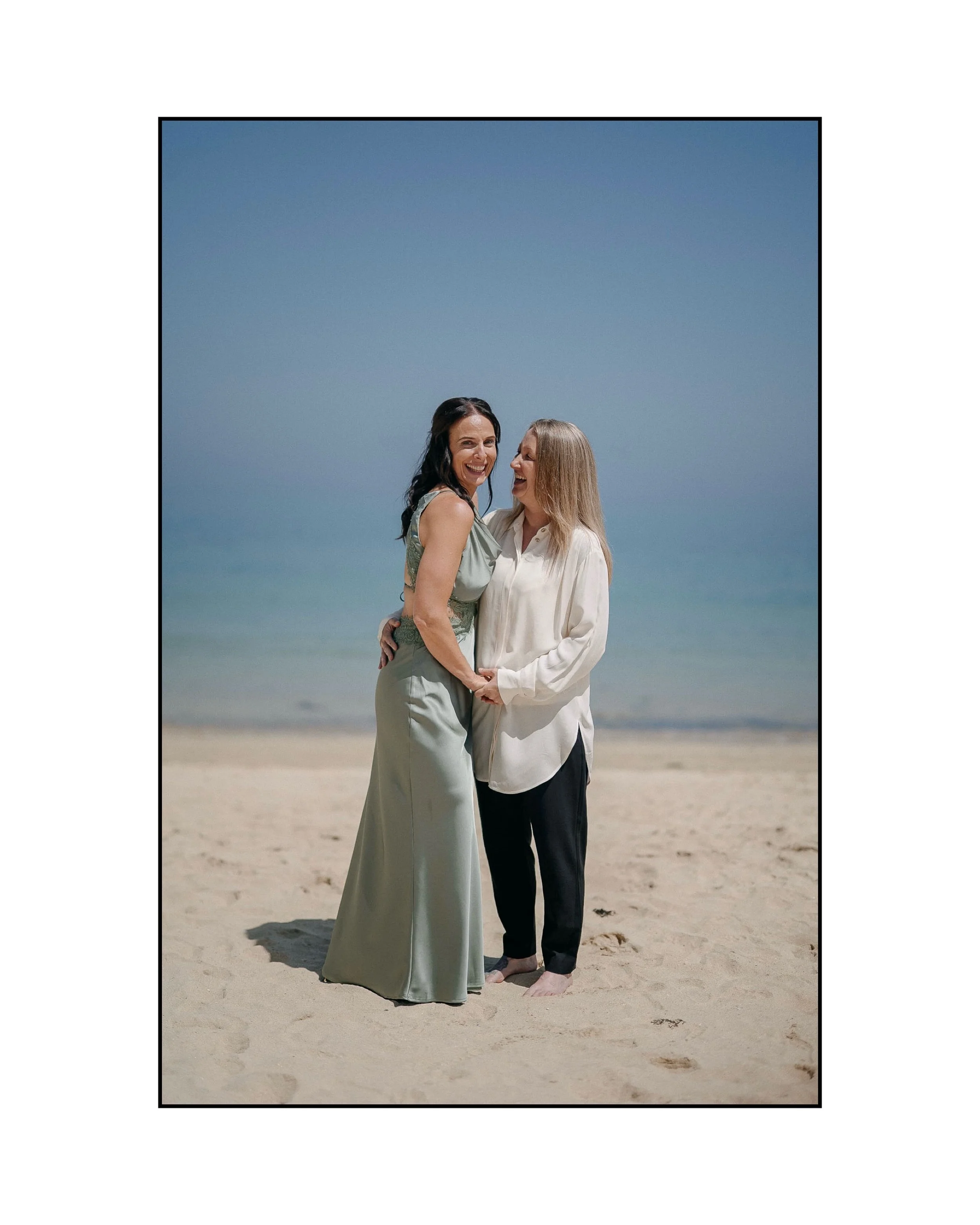 K/K on an absolute scorcher of a day yesterday at the stunning @carbisbayweddings 

#cornwallweddingphotographer #elopementweddingphotographer #cornwallelopementphotographer