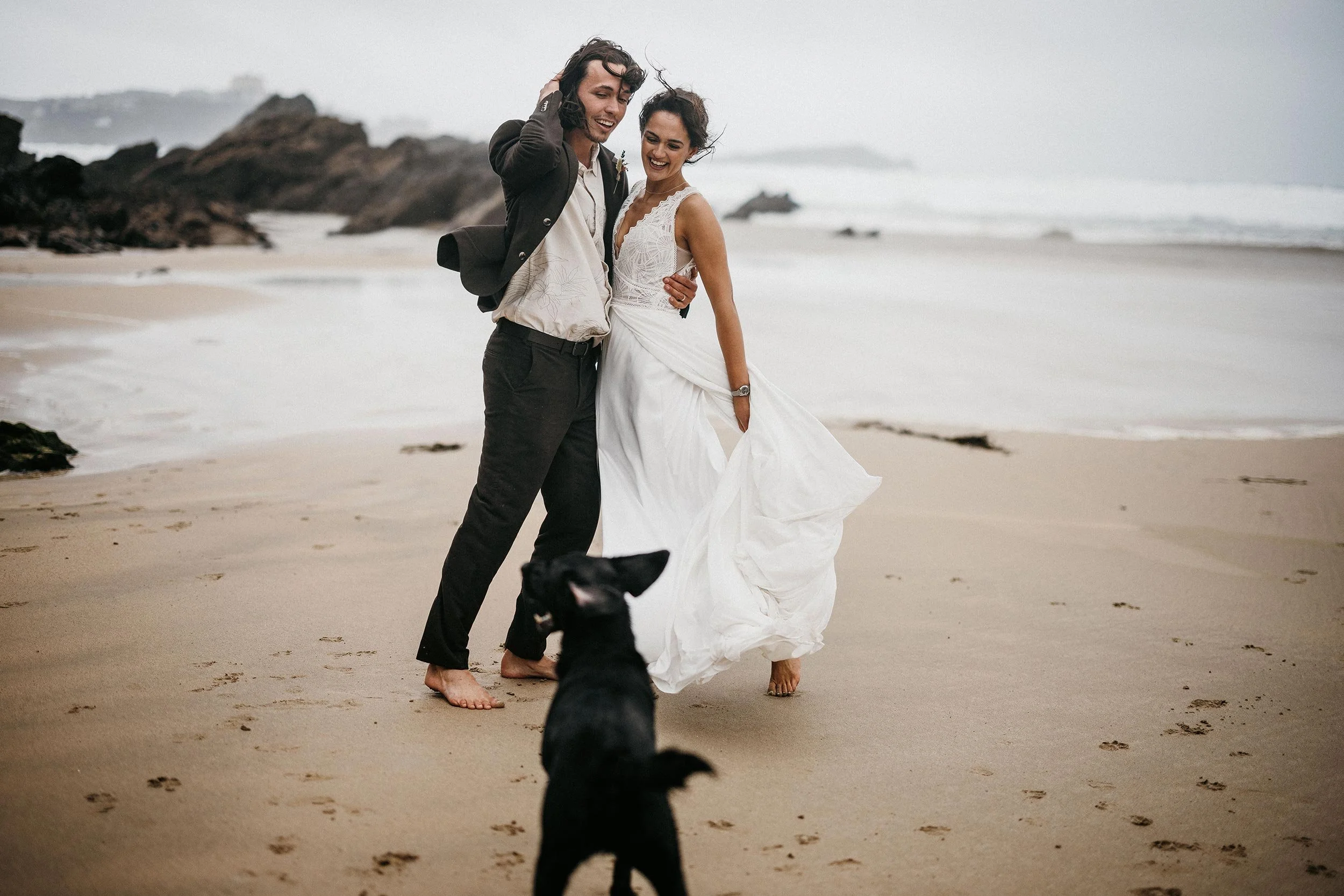 CORNWALL-WEDDING-PHOTOGRAPHER-LUSTY-GLAZE-BEACH-COUPLE.jpg