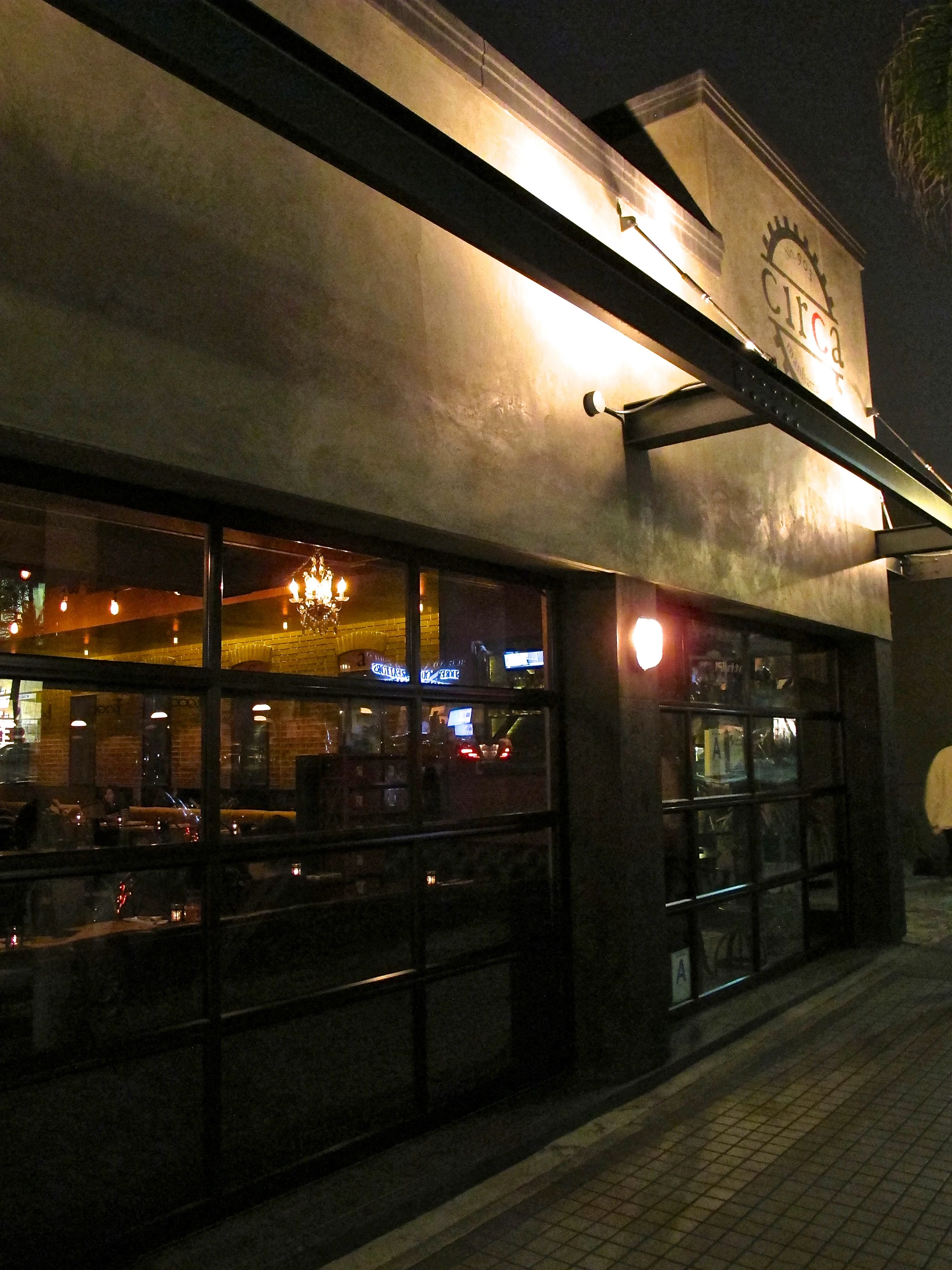 Manhattan Beach's Circa.jpg