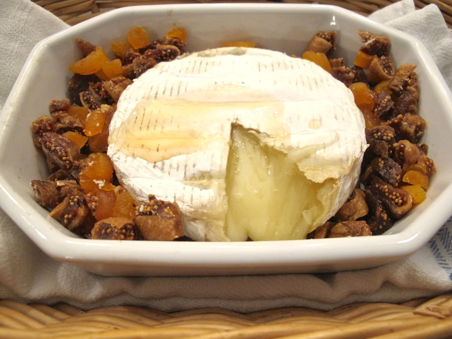 Baked Brie with Apricots and Figs