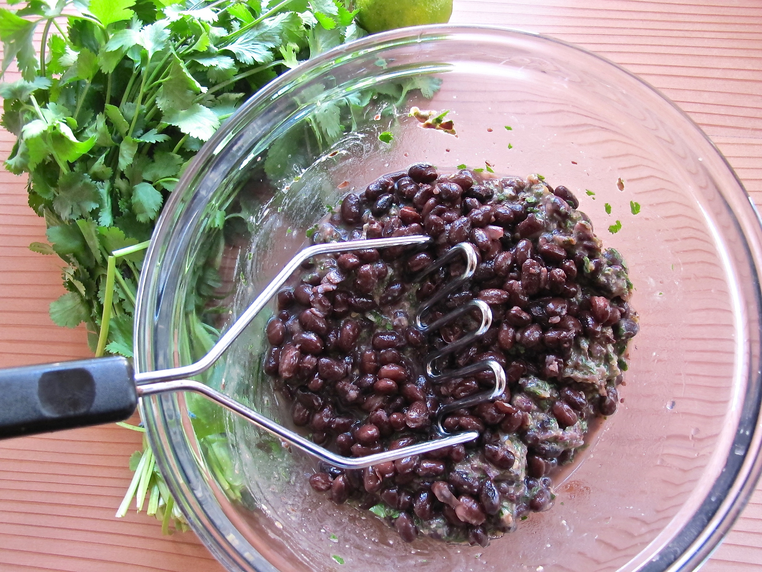 Spicy Black Bean Quinoa Patties with Avocado Sauce {GF, Vegan}