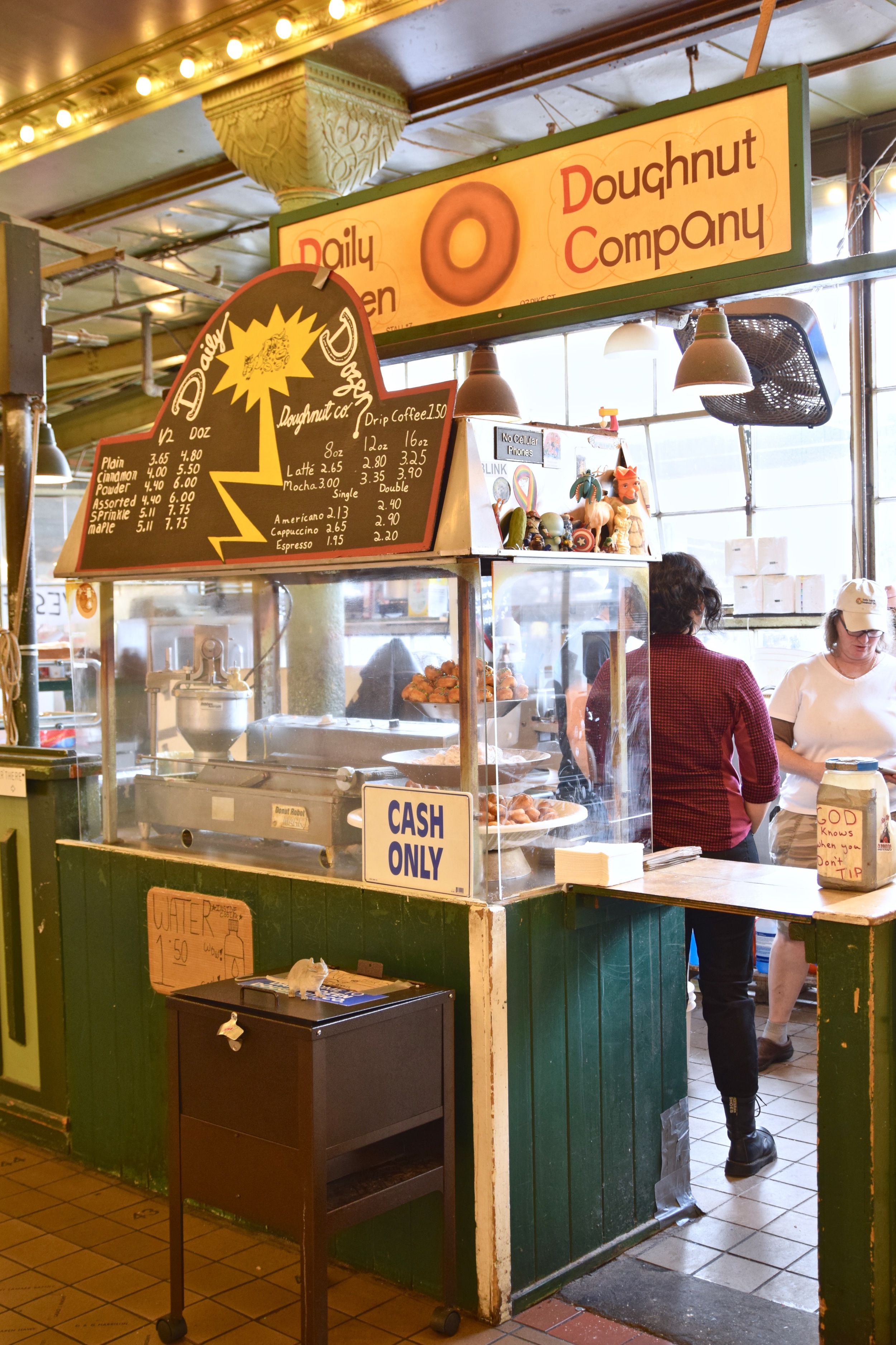 Pike Place Market Daily Dozen Doughnut Company