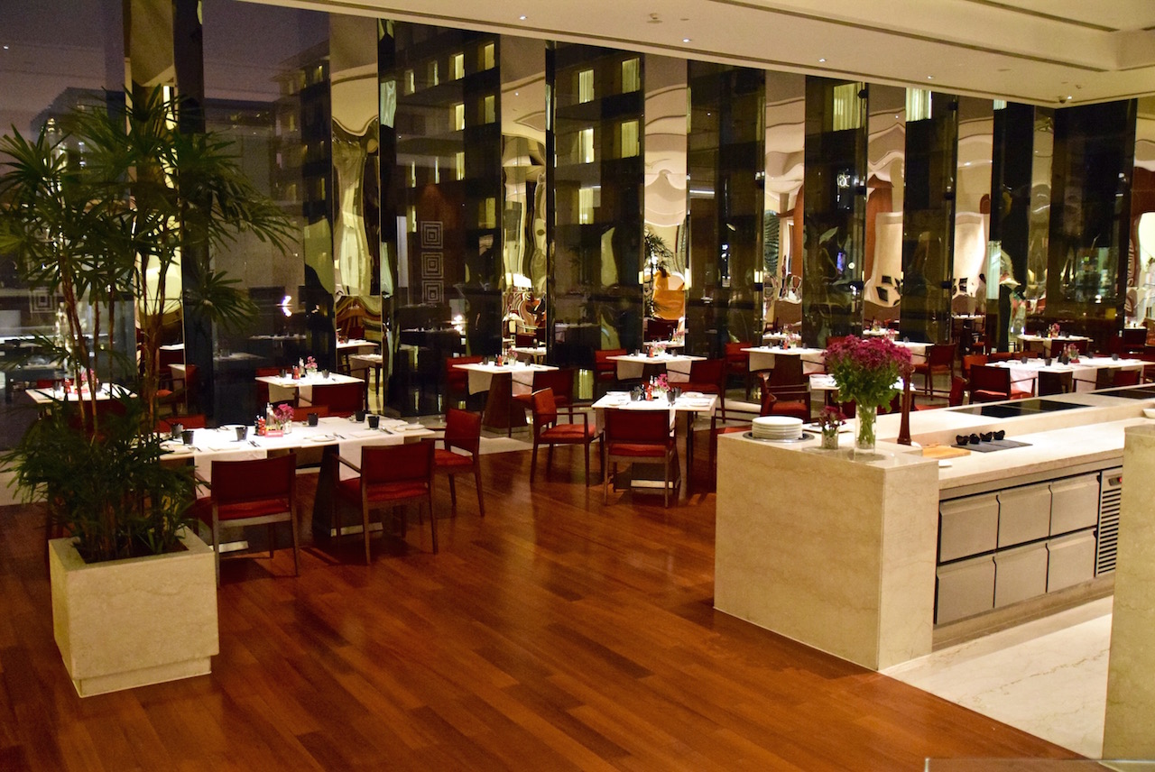 Oberoi Gurgaon restaurants