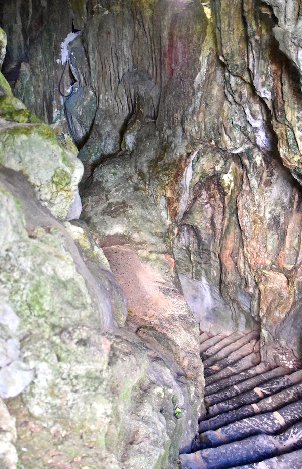 Vinales cave stairs.jpg