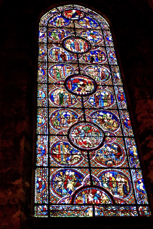 Notre Dame Chartres window.jpg