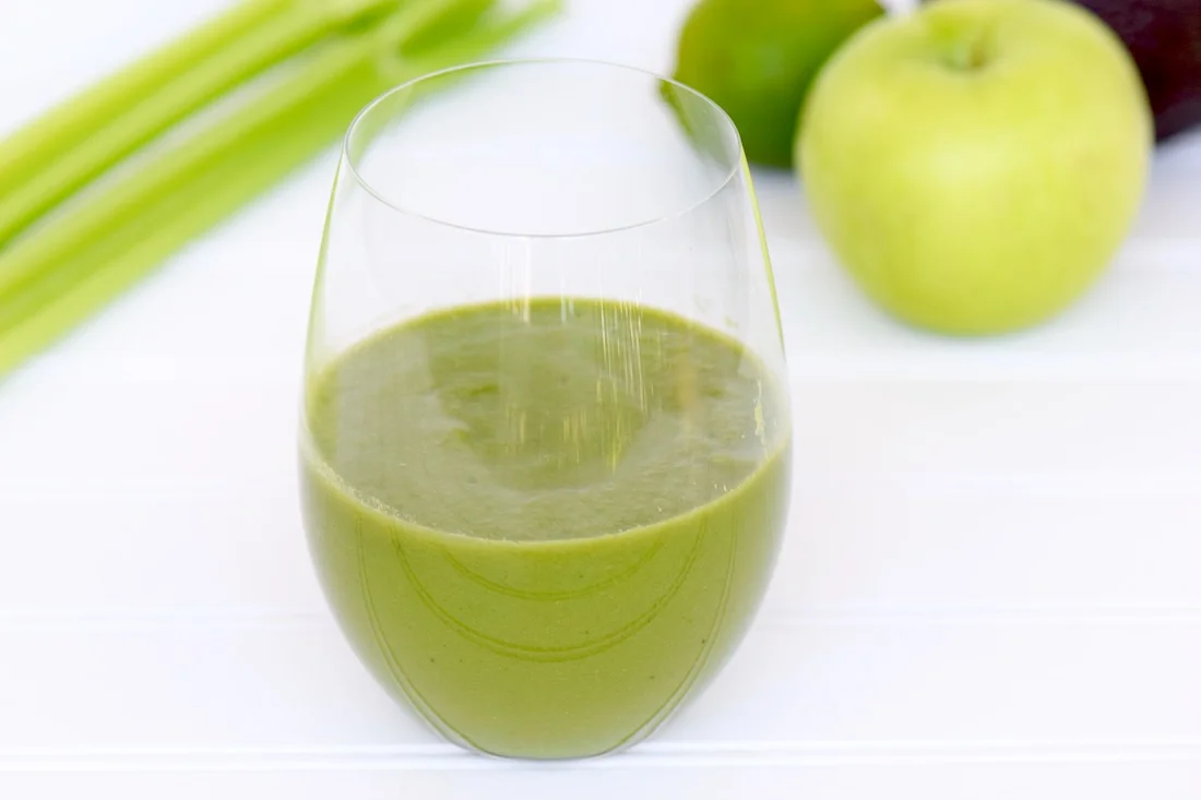 Green smoothie.jpg