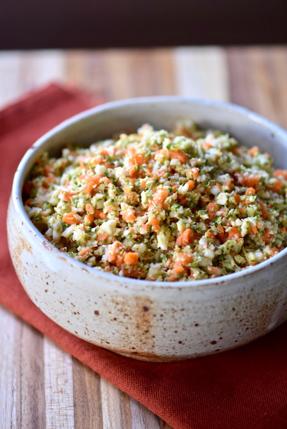 Rainbow raw veggie salad.jpg