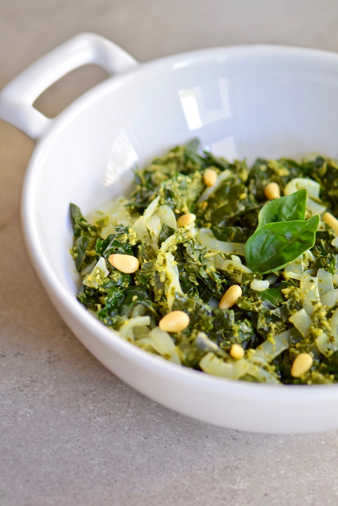 Kale bastil pesto gluten free noodles.jpg