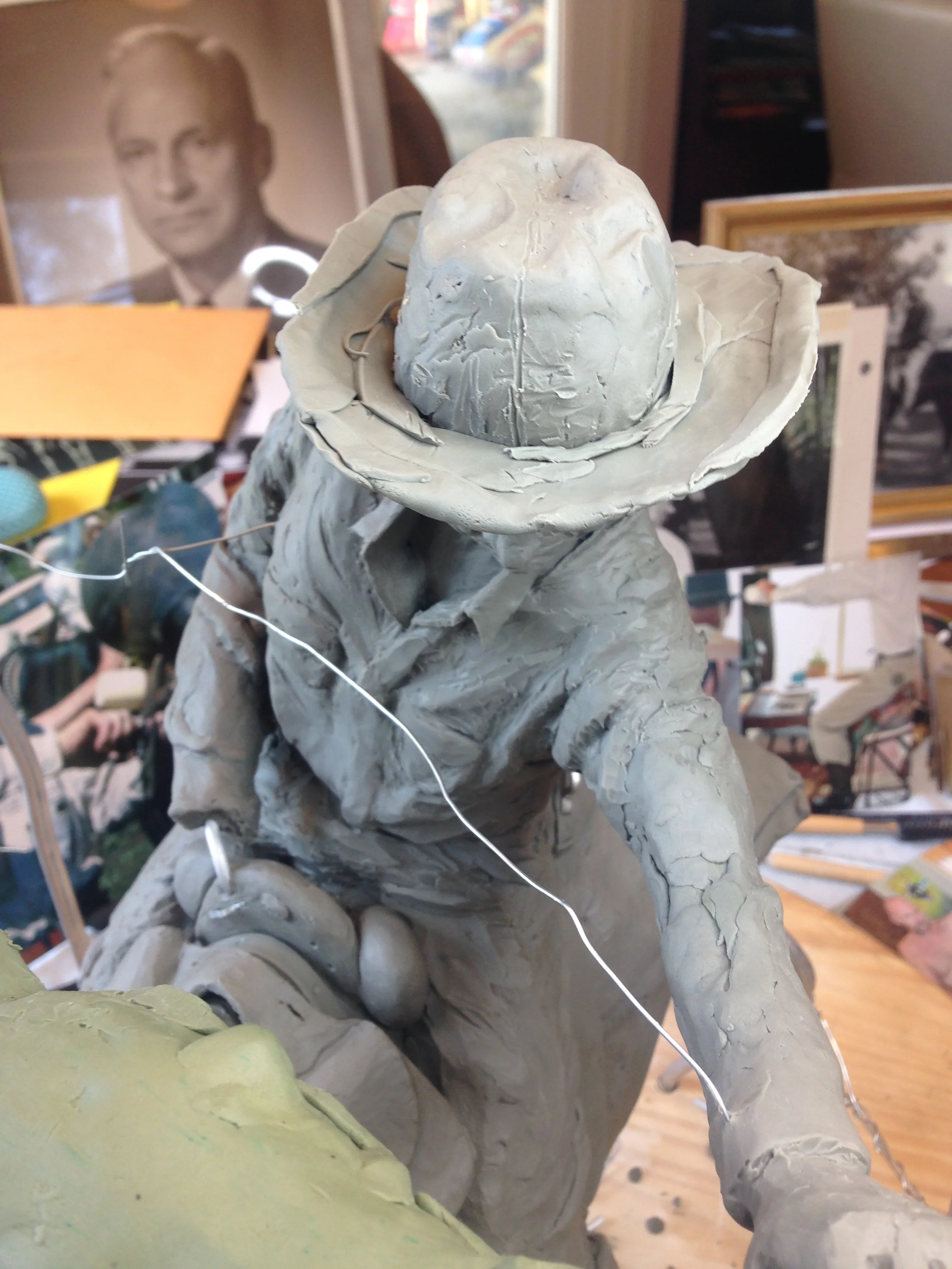Filling in the wire on the brim of the hat.