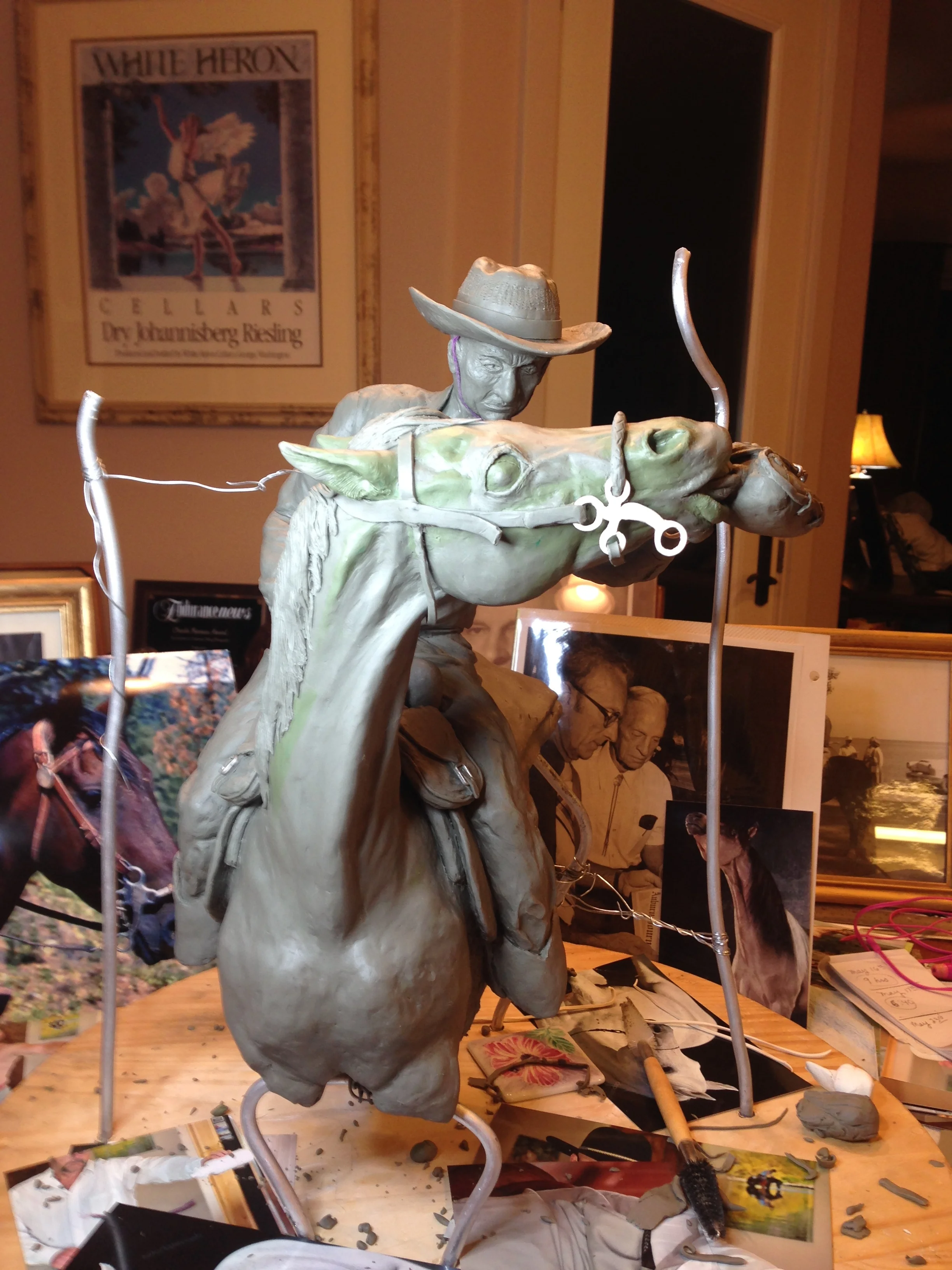 The headstall.