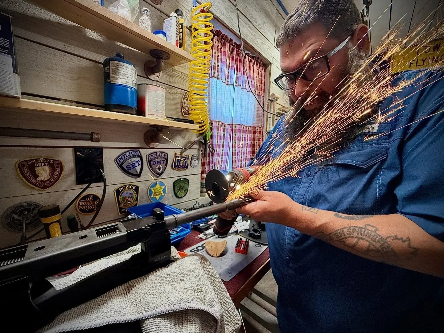 Fireworks: snakes and sparkers are the only ones I like ✨ Don&rsquo;t worry soy un profesional at the chop chop. Thank god for @cmmginc and their P90 barrels #guns #pewprofessional #pewpew #sbr #2a