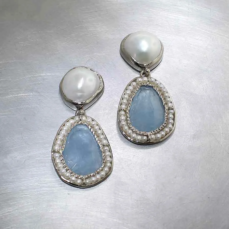Style #23311064: SOPHISTICATED, VINTAGE-INSPIRED CLEAVED PEARL & AQUAMARINE DROP EARRINGS, 14KW GOLD