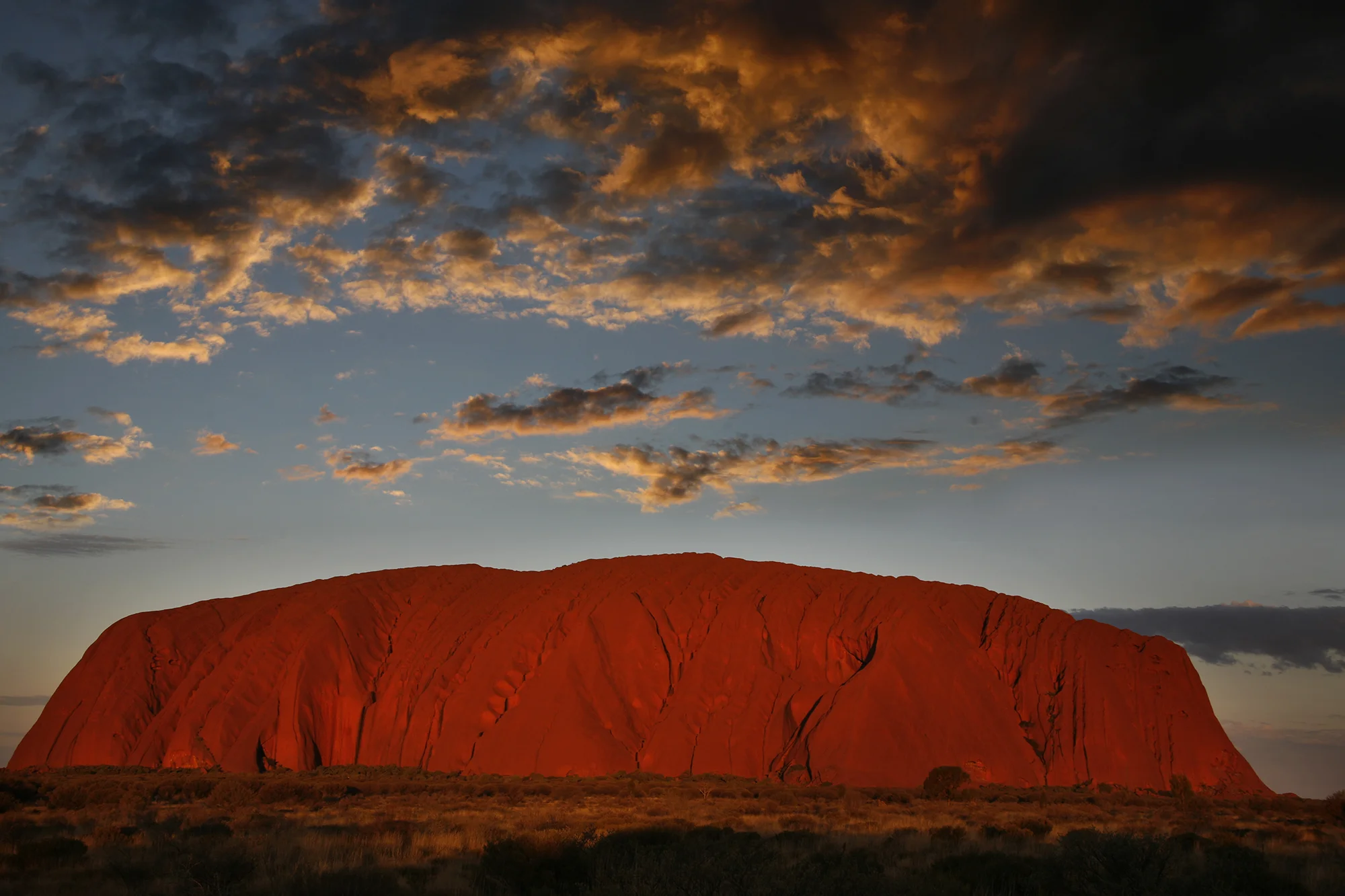 Uluru-2.jpg