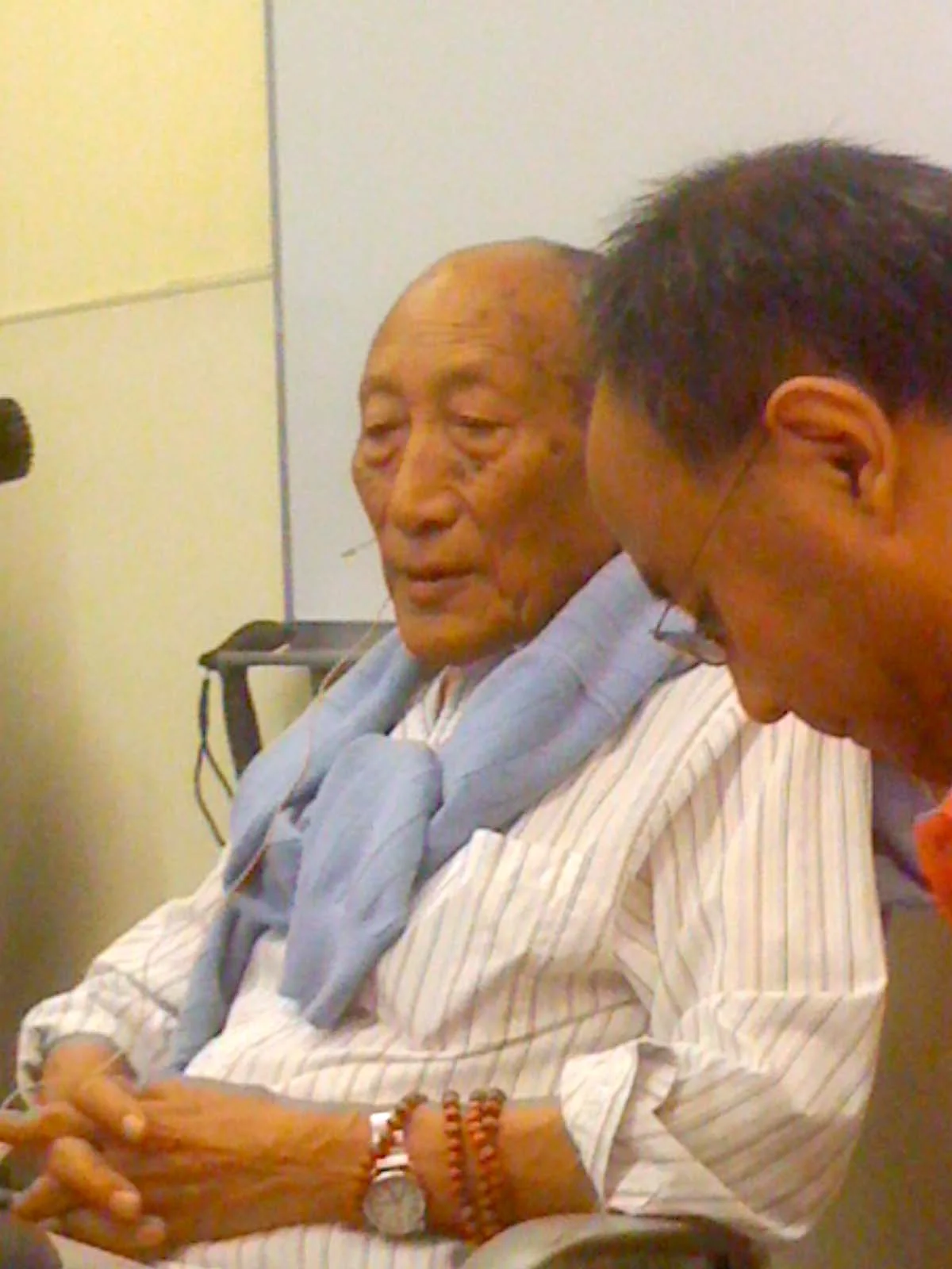 Khyongla Rato Rinpoche teaching on Aryadeva's Four Hundred Verses. June 12, 2012. Photo by Jane L. Wechsler