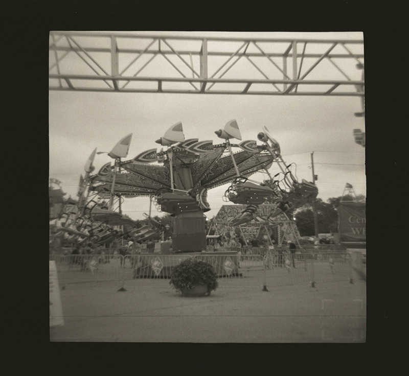Diana F+ - Ultrafine Xtreme 400